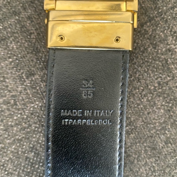 Burberry belt - Picture 2 of 3